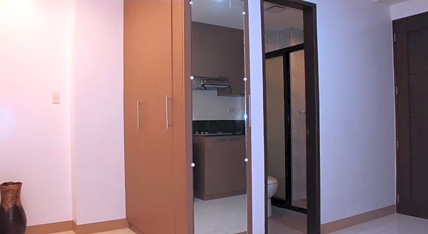 Anahaw Studio Suites