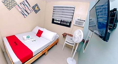 RedDoorz near Mariners Legazpi