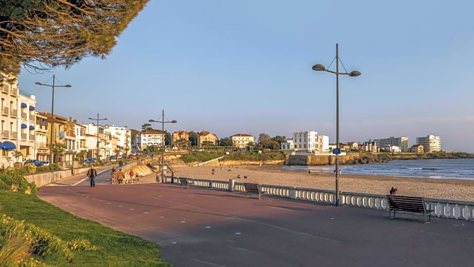 CERISE Royan - Le Grand Hôtel de la Plage