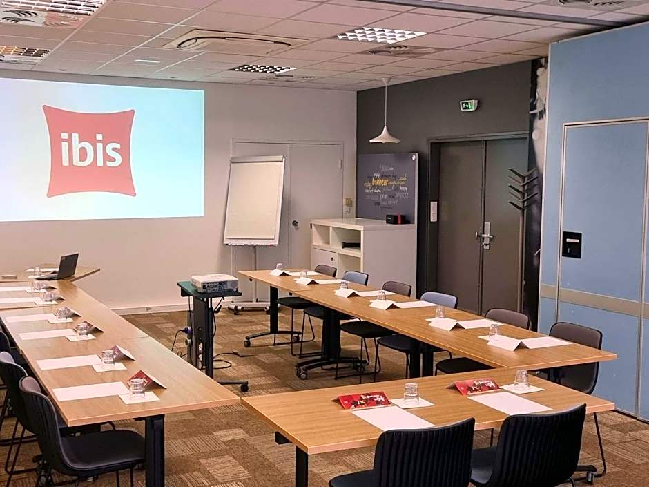 ibis Nantes Centre Gare Sud