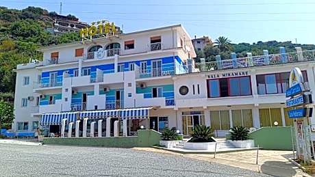 Hotel La Carruba