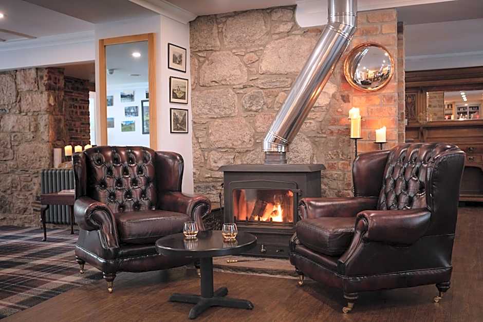 The Brander Lodge Hotel and Bistro