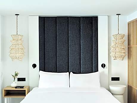 Junior King Suite with Sea View and Private Plunge Pool