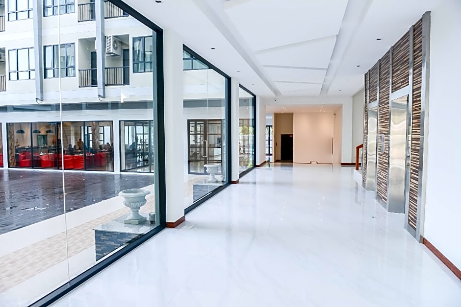 Orchid Riverview Hotel