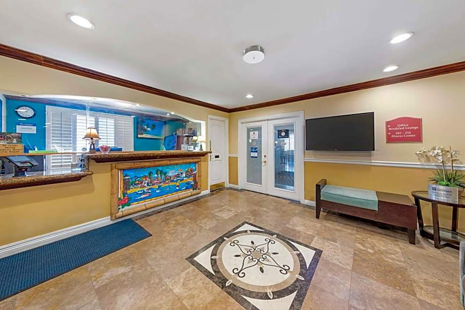 Best Western Harbour Inn & Suites Huntington - Sunset Beach