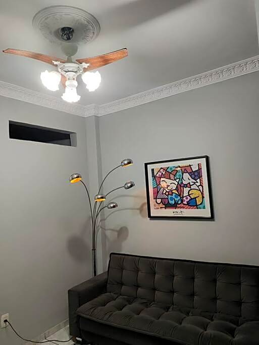 Apê completo em Copacabana/RJ.