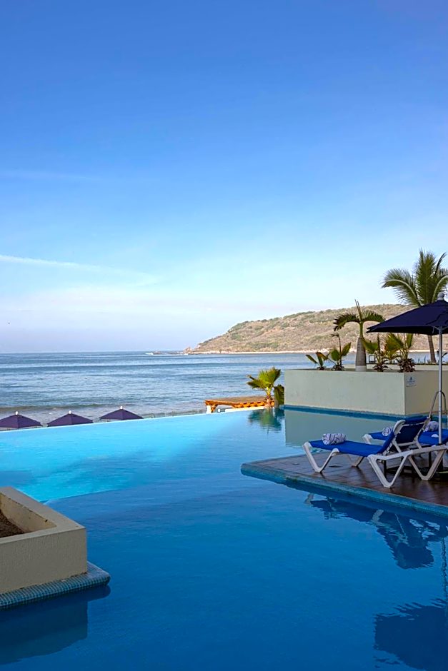 DoubleTree by Hilton Mazatlan