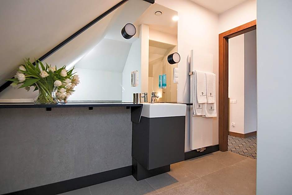 Platinum Palace Residence Boutique Hotel