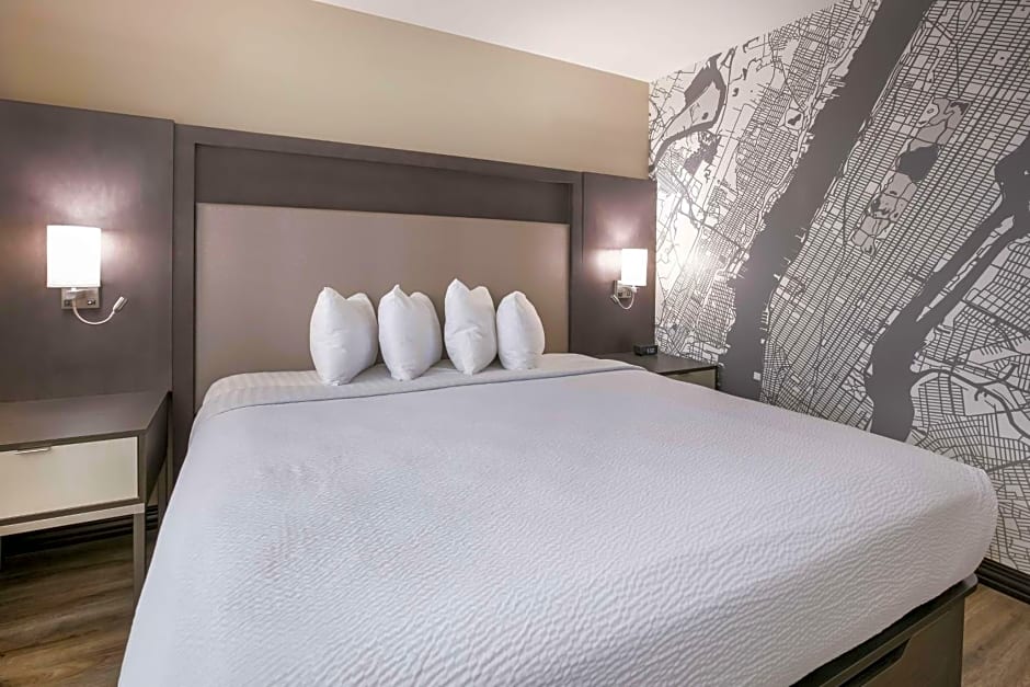 Best Western Plus Executive Residency Bronx