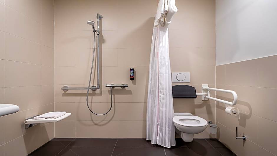 Holiday Inn - the niu, Ridge Halle Central Station By IHG