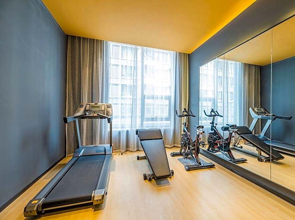 Atour Hotel Yulin Yuyang West Road Railway Station