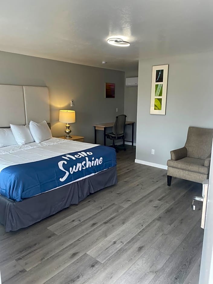 Sunglow Motel