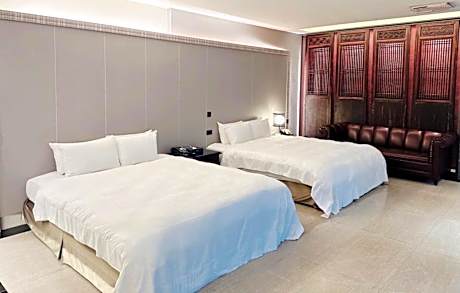 Quadruple Room with Bathroom