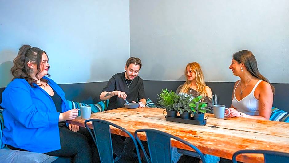 Mad Monkey East Side