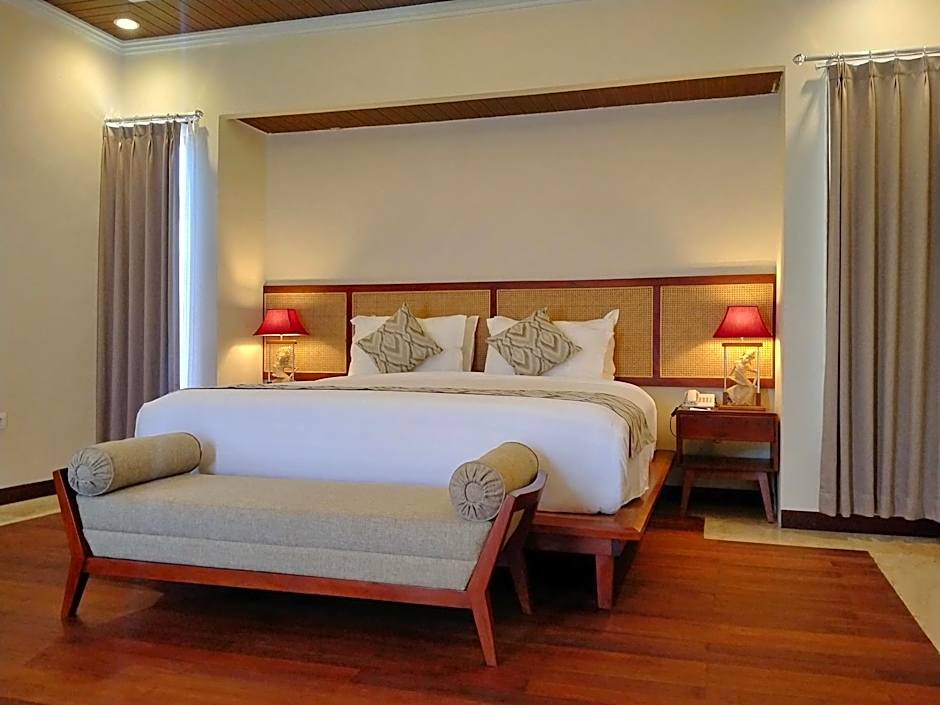 The Grand Villandra Resort Lovina