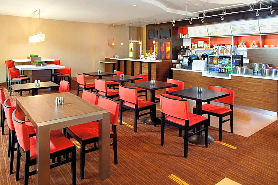 Courtyard by Marriott Pittsburgh West Homestead/Waterfront