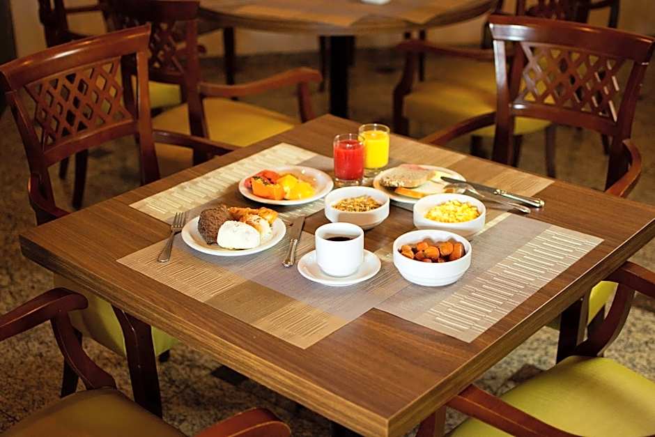 Golden Park Internacional Foz & Convenções