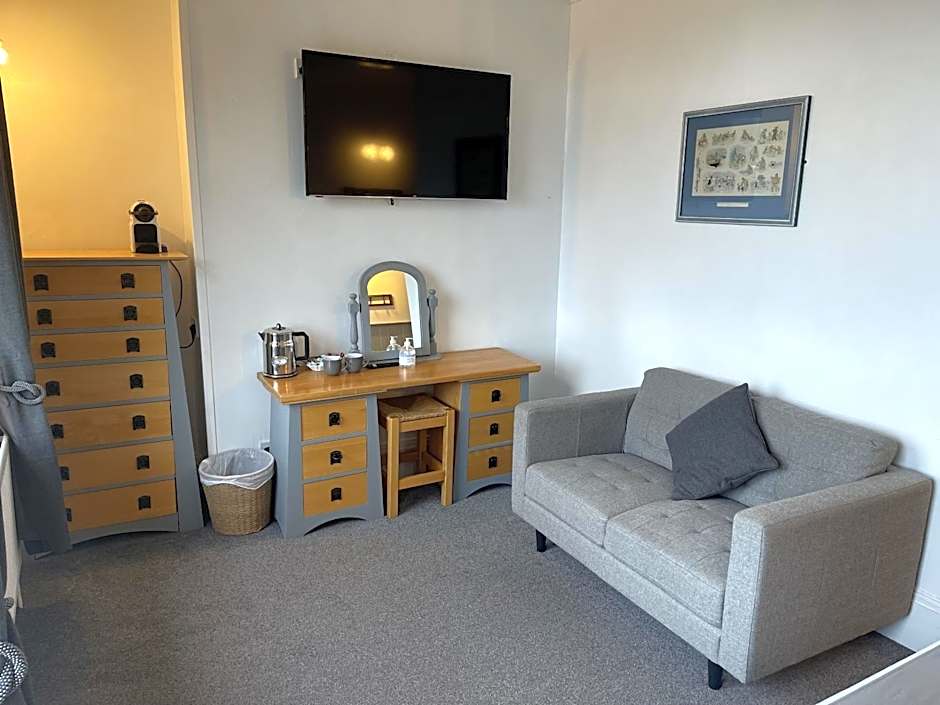 Photo 1 of 5 of Premium, No Pets, Sea View