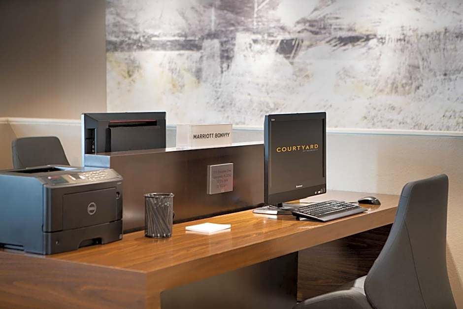 Courtyard by Marriott St. Petersburg Clearwater