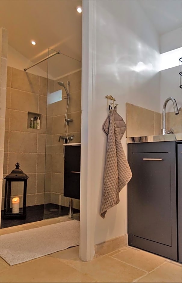B&B Le Chat Sur Le Toit – Lourmarin, UT