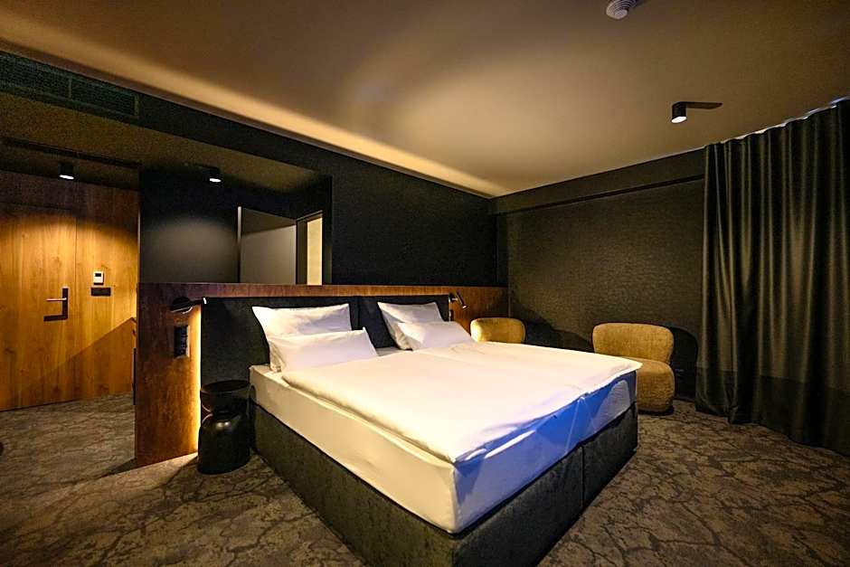 Harmony Club Hotel
