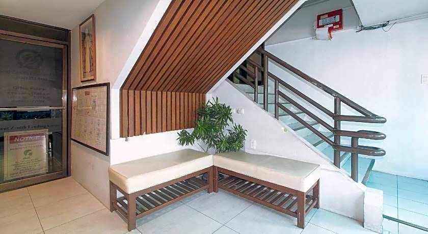 RedDoorz @ Junquera Extension Cebu