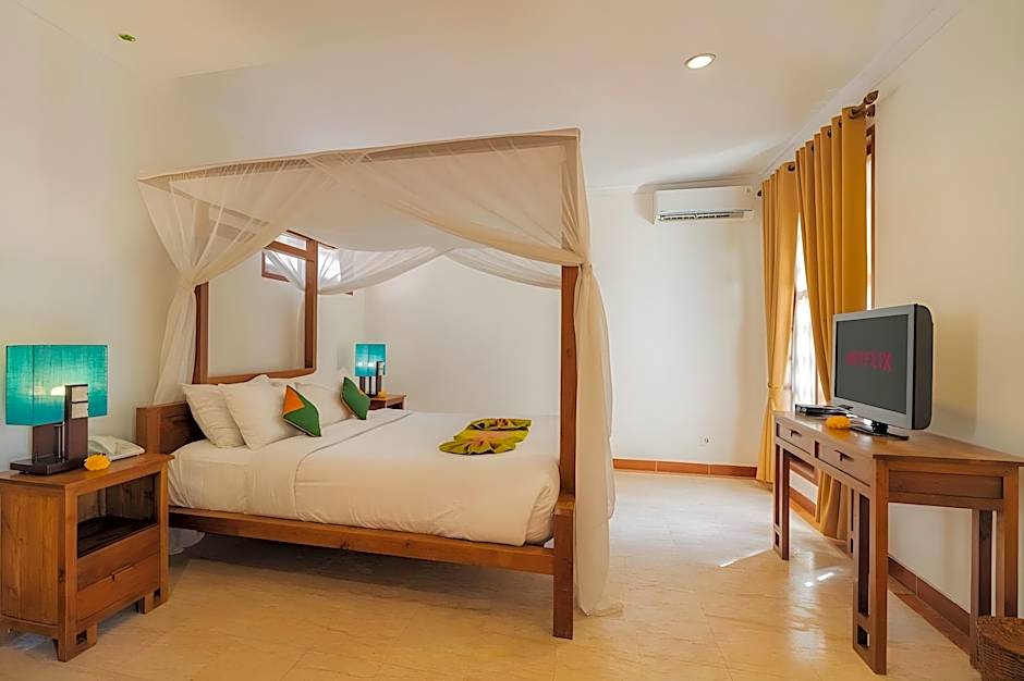 Desamuda Village Hotel