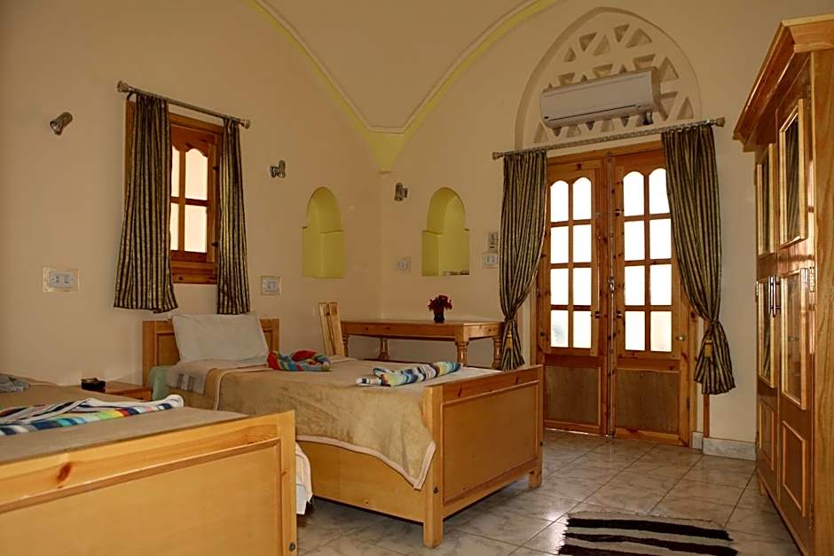 El Fayrouz Hotel