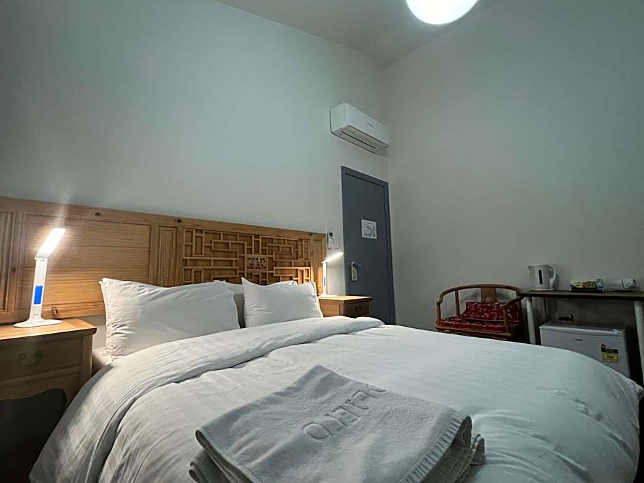 Sinofield Edu-Retreat