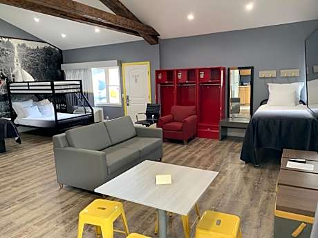 Super 8 by Wyndham Sturbridge