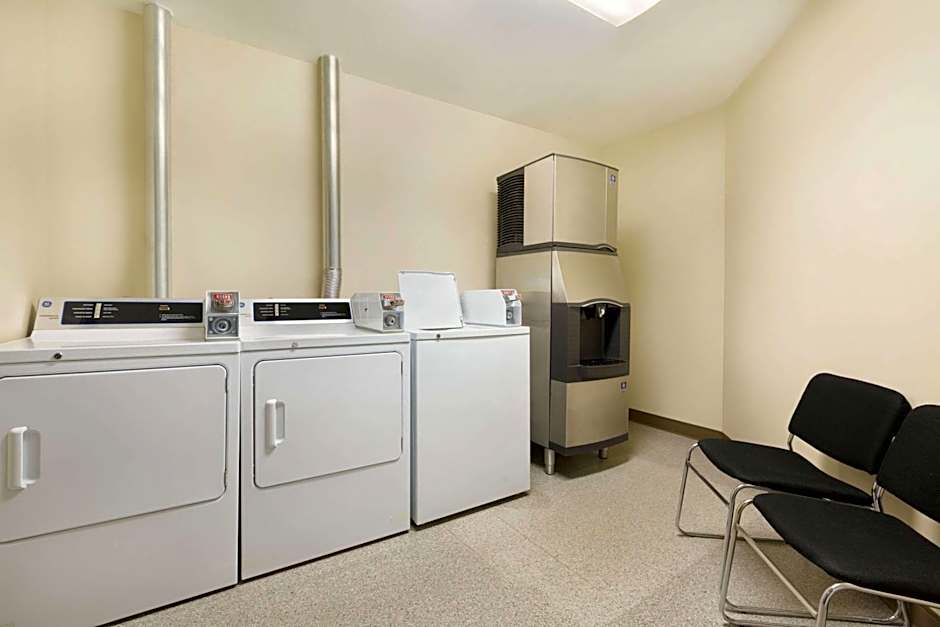 Ramada by Wyndham Nanaimo