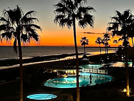 Sonoran Sea Resort BEACHFRONT Condo E203