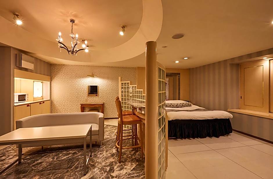 Hotel Christmas (Leisure Hotel)