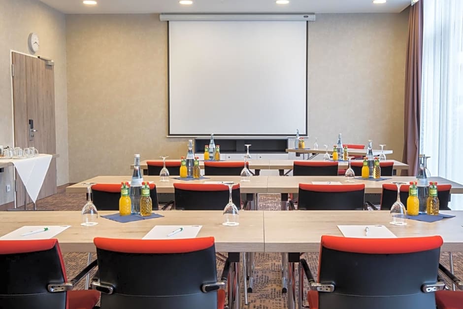 Holiday Inn Express Friedrichshafen By IHG