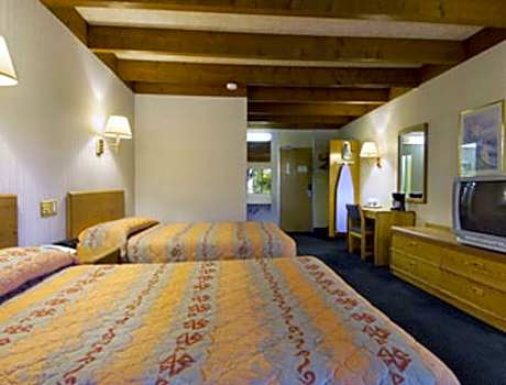 Deluxe Double Room - Disability Access/Non-Smoking