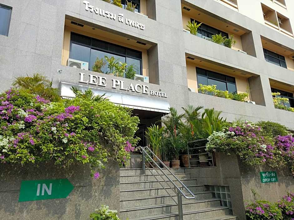 LEE PLACE HOTEL