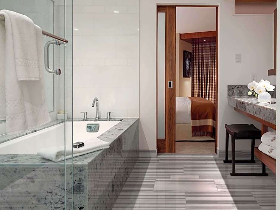Fairmont Pacific Rim