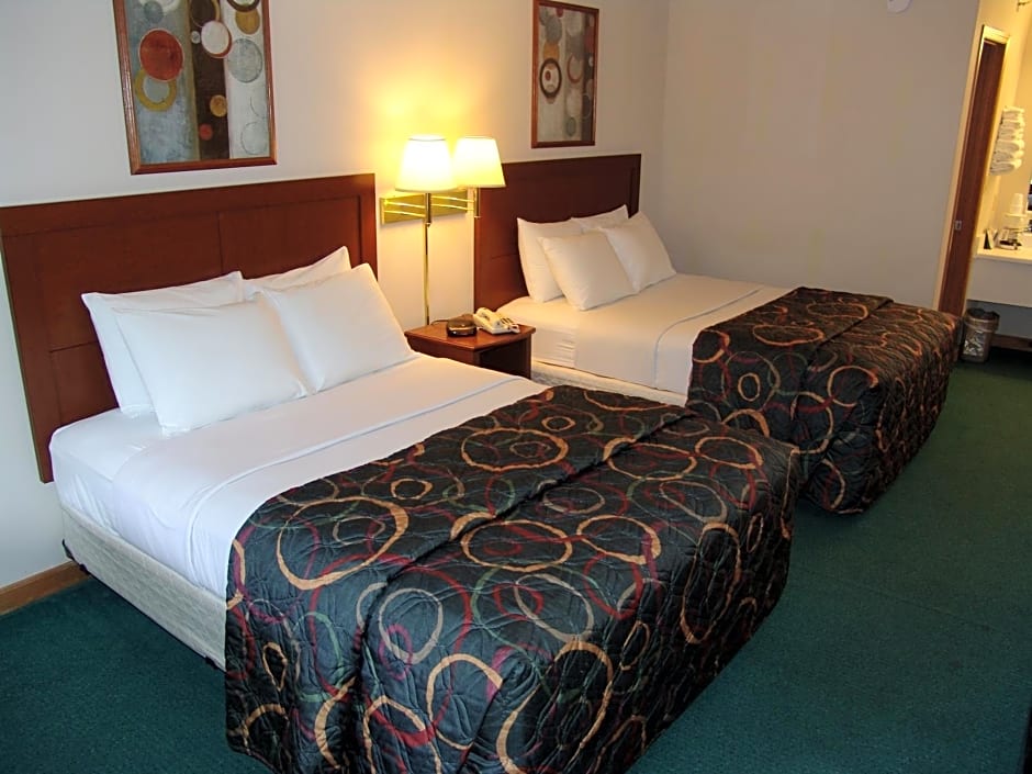 Super 8 by Wyndham Branson - Shepherd of the Hills Exwy