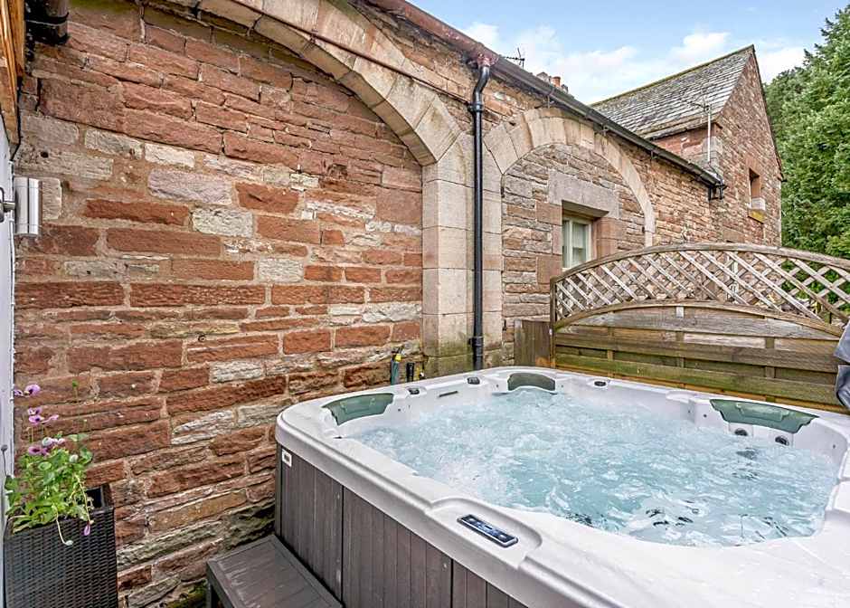 Calthwaite Hall Lodges