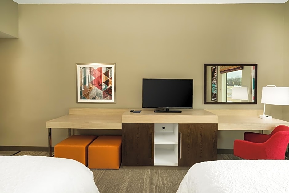 Hampton Inn Newport