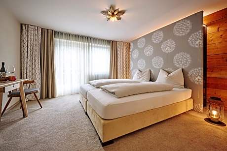 1 Double Bed or 2 Beds