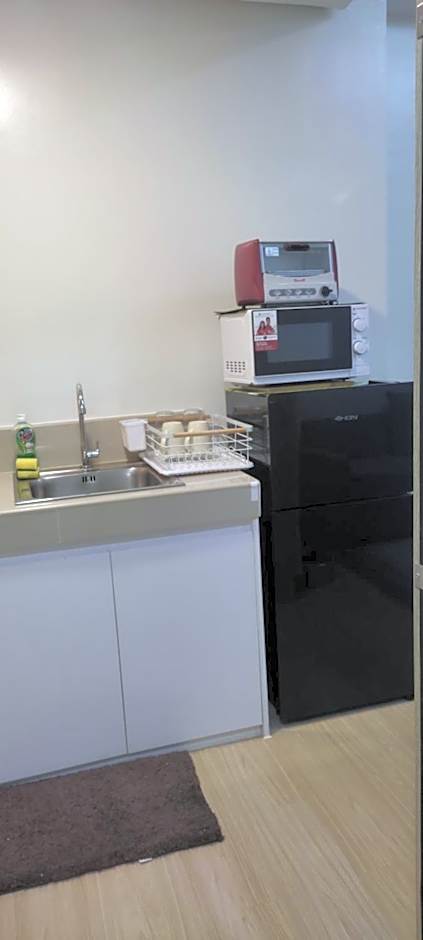 Xavie's Pad Condo @ Trees Residence T16 742