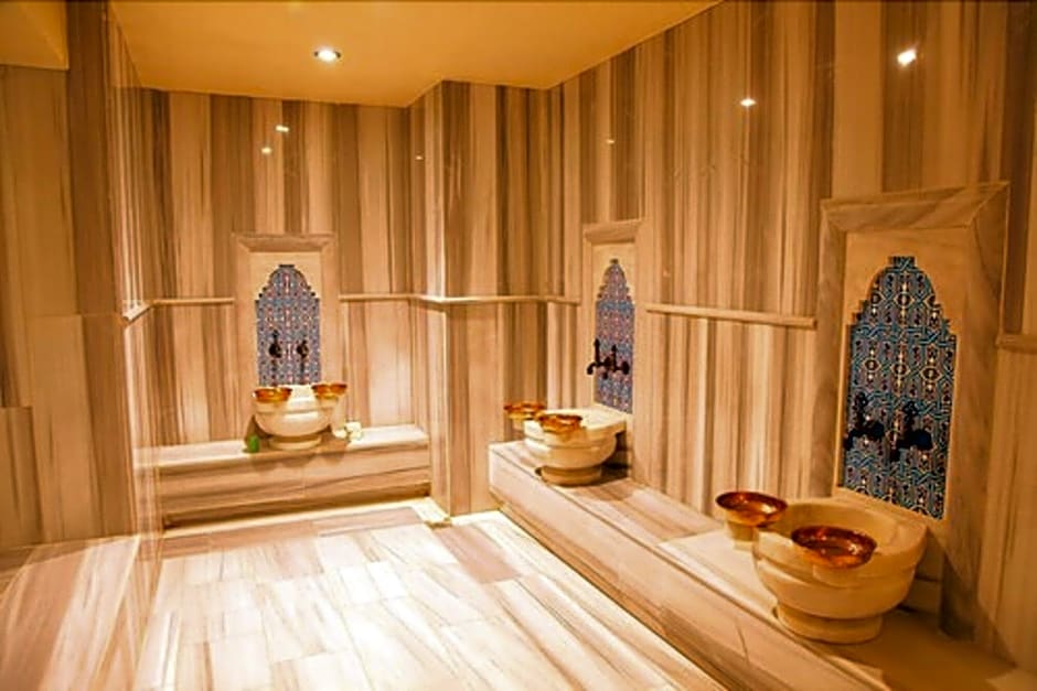 Park Polonezkoy Hotel