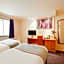 OYO Lakeside Haydock Hotel, St Helens, A580 East Lancs, Garswood Old Road