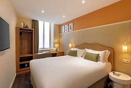 Classic Queen Room