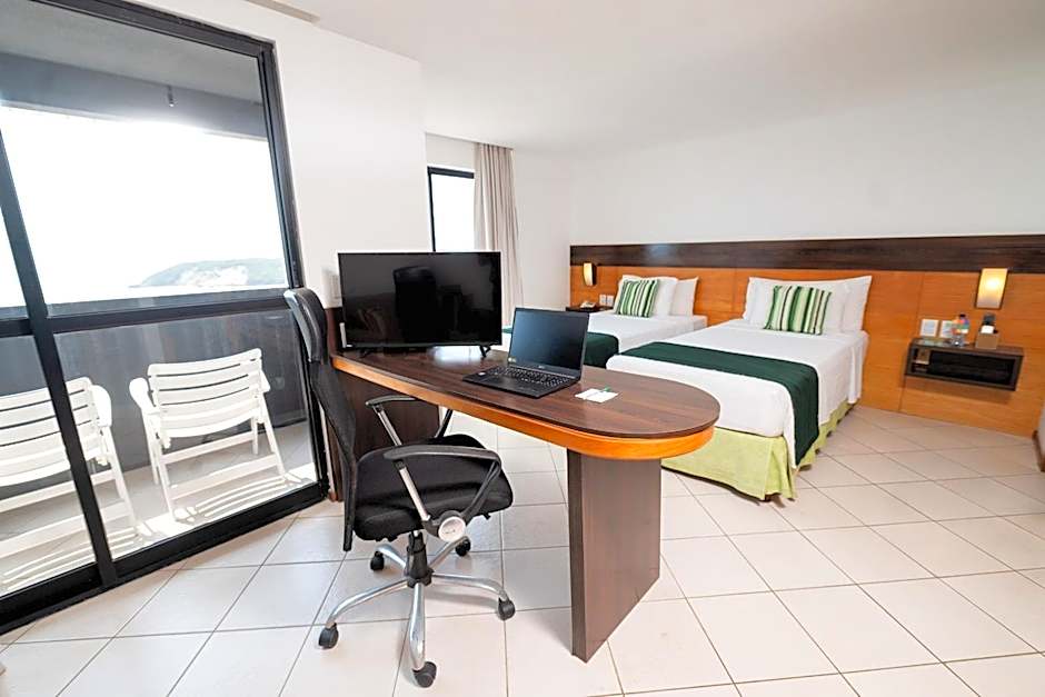 Quality Suites Natal