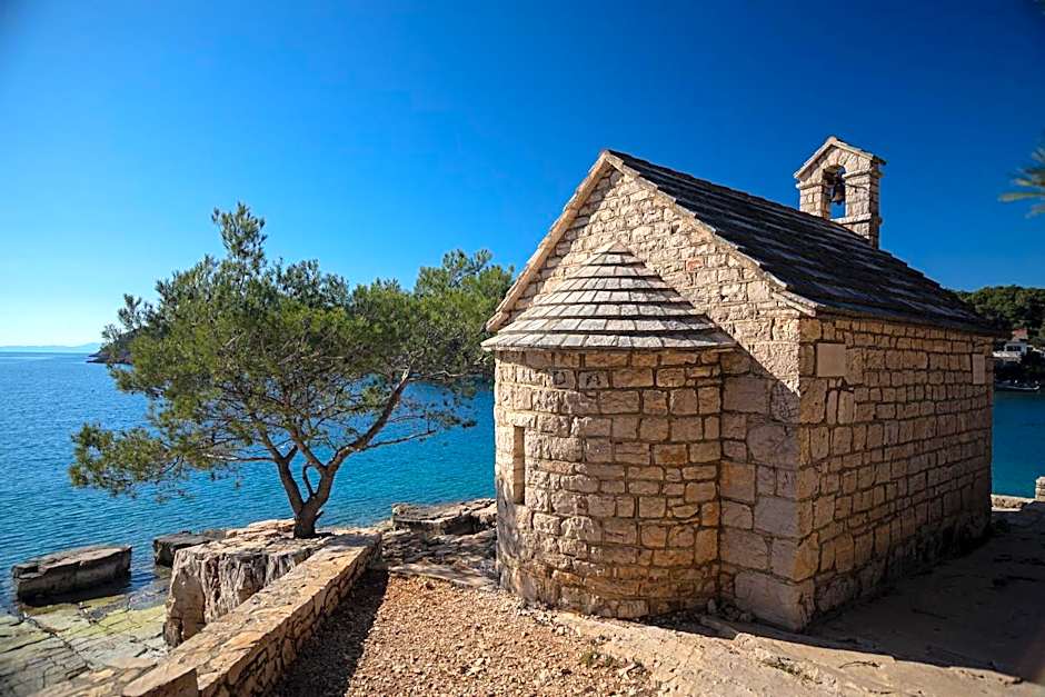 Olive Eden Holiday Home