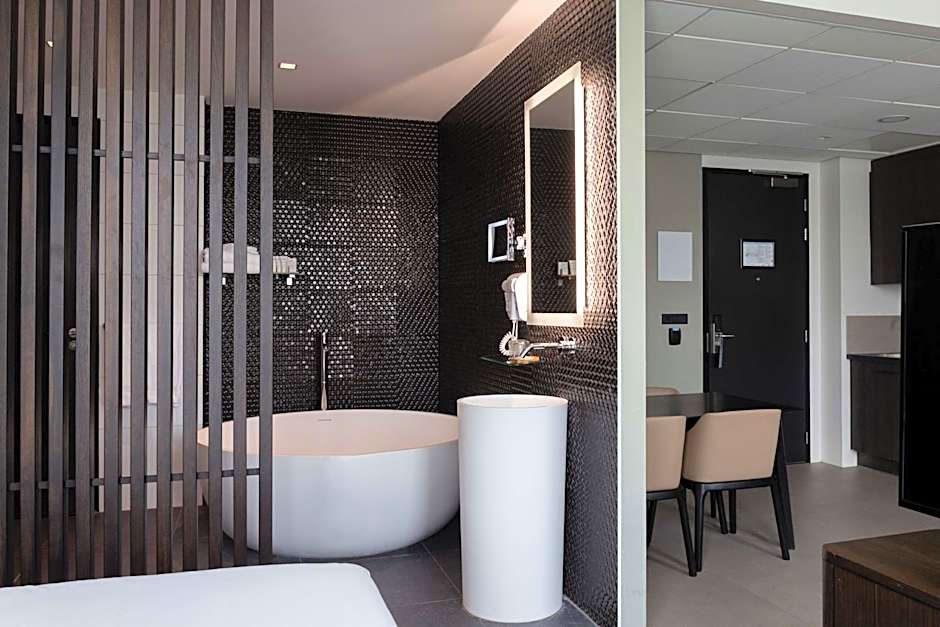 Radisson Hotel & Suites Amsterdam South