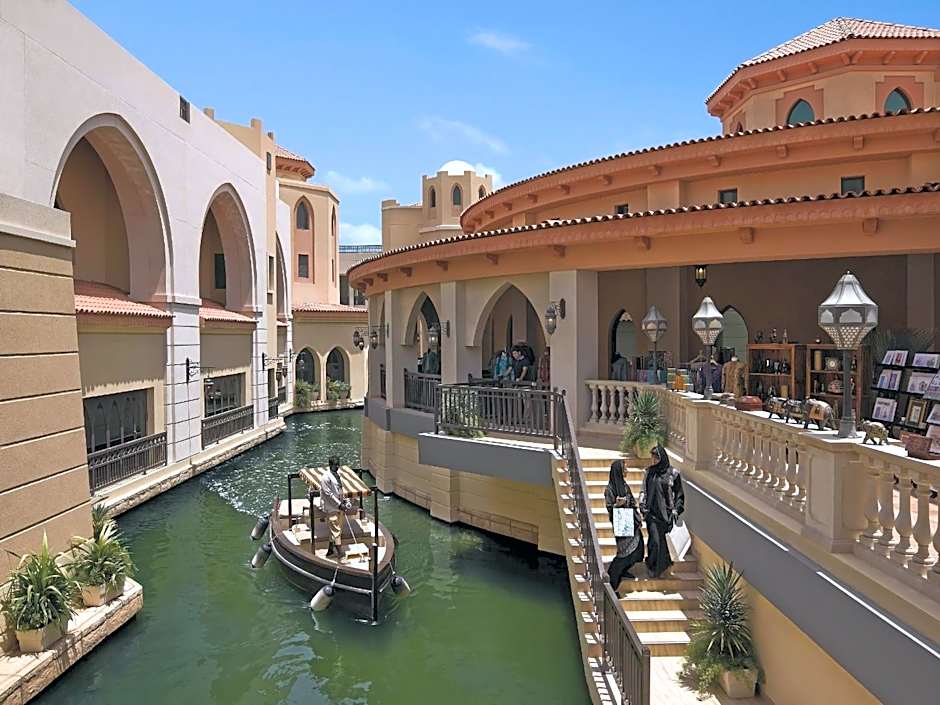 Shangri-La Qaryat Al Beri, Abu Dhabi