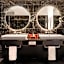 Roomers Munich, Autograph Collection by Marriott